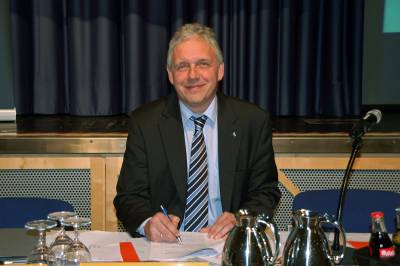 Tagungspräsident Ulrich Häken. - Tagungspräsident Ulrich Häken.