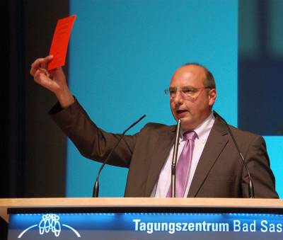 CDU-Kreisgeschäftsführer Guido Niermann erläutert das Verfahren bei der Stichwahl. - CDU-Kreisgeschäftsführer Guido Niermann erläutert das Verfahren bei der Stichwahl.