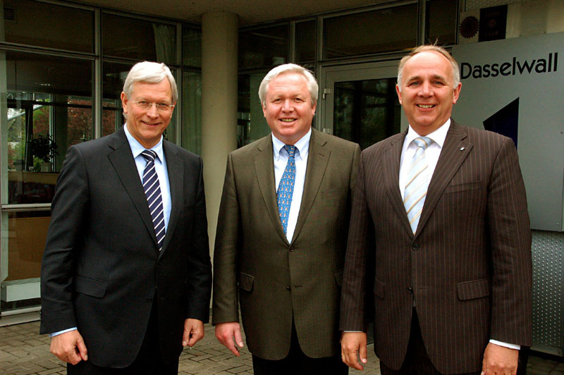 Unser Foto zeigt v.l.n.r. die drei CDU-Abgeordneten Eckhard Uhlenberg MdL, Bernhard Schulte-Drüggelte MdB und Werner Lohn MdL.